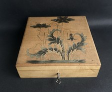 Ancienne boîte à bijoux art