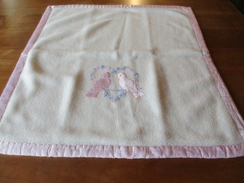 Petite couverture plaid ancien