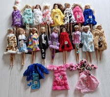 MANTEAUX NEUF BARBIE   AVEC