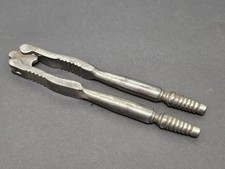 Ancien casse noix noisettes