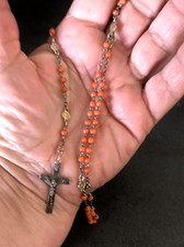Chapelet en Corail Orange et Argent – Croix  Ciselée art déco