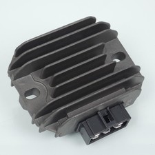 Régulateur redresseur de