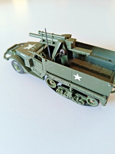 Half track canon 105 - track,