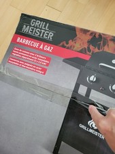 barbecue gaz état neuf jamais servi dans l'emballage d'origine 