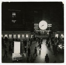 Vintaged 1940s Crowds Move in Grand Central Station Interior Dramatic NYC Photo 