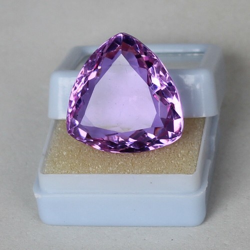 Alexandrite vivid color change - vivid,