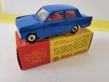 DINKY TOYS 136 VAUXHALL VIVA