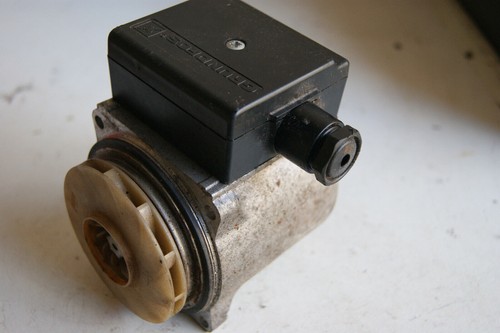 Pompe chaudiere circulateur - pompe,