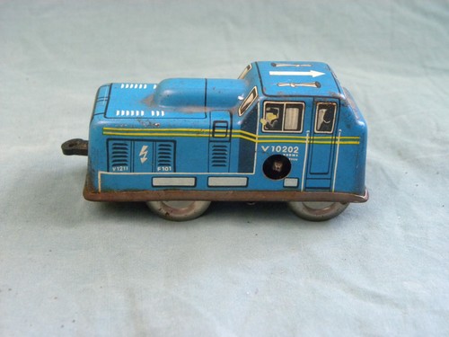 Jouet ancien remontoir loco - a,