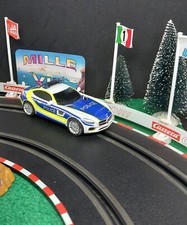 Voiture pour circuit Carrera GO Mercedes AMG Police