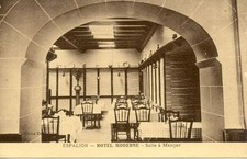 Antique postcard ESPALION AVEYRON modern hotel dining room