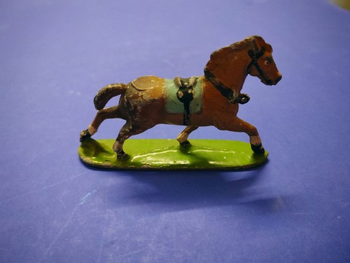 Figurine quiralu cheval avec - figurine,