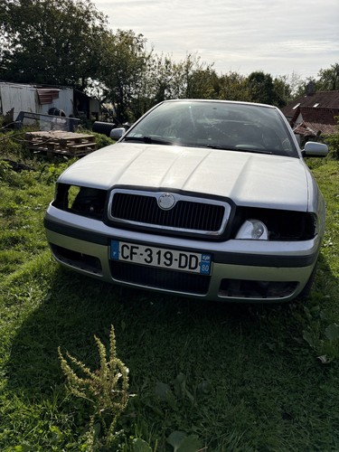 Skoda octavia pour pieces - skoda,