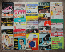 LOT (24) DE 50 DISQUES VINYLES