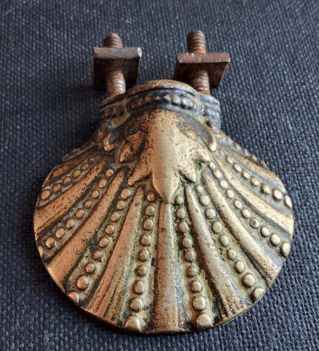 Ancienne poignée coquille - poignée,