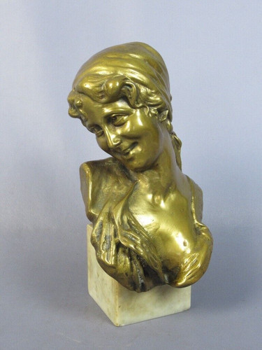 Sculpture laiton femme statue