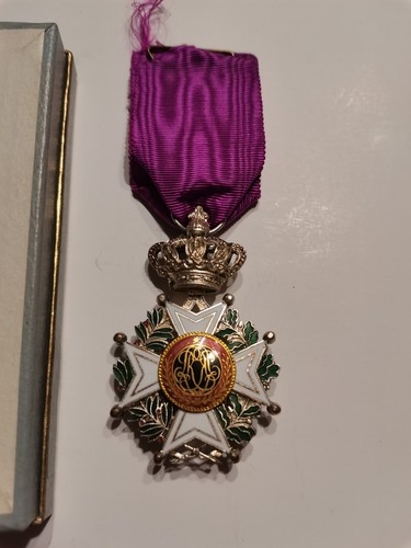 Médaille belgique chevalier - médaille,