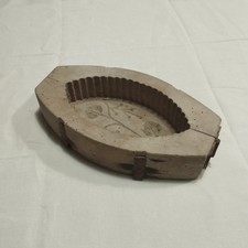 Moule à beurre ancien en bois