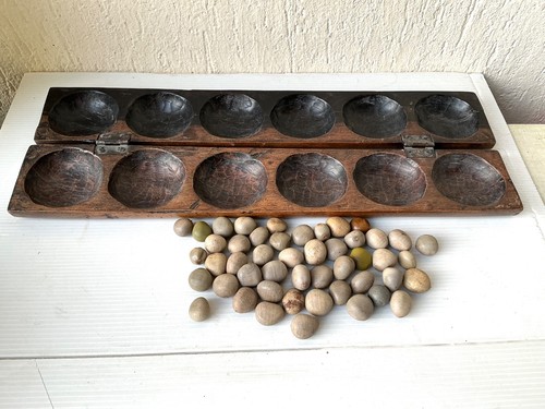 Awalé ouré jeu traditionnel - awalé,