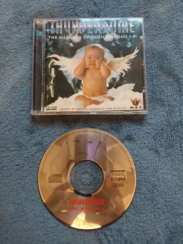 Thunderdome the megamix of - -,