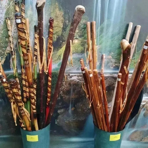 Bâton marche artisanal en - marche,
