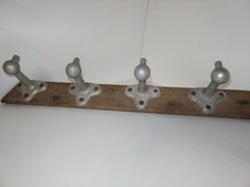 Ancien porte manteau mural 4 Patères aluminium