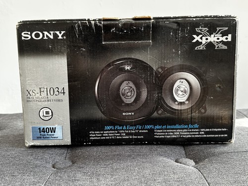 Sony f1034 est - le, xs-f1034