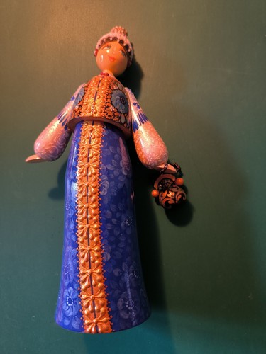 Poupée russe folklorique - poupée,