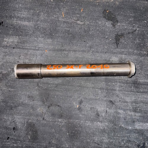 Axe roue avant 250 - 250, sxf