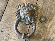 Ancien Frappe porte Dentrée