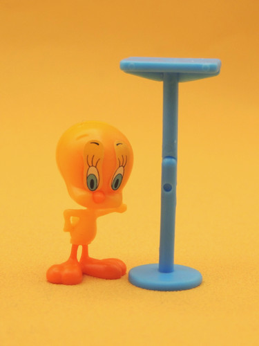 Kinder surprise bugs bunny - surprise,