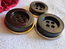 Trio boutons anciens Pavese