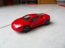 Voiture de Sport rouge 1/43 made in China miniature
