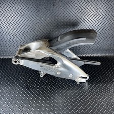 ♻️ APRILIA RSV 1000 Mille - SWING ARM & REAR HUGGER ♻️