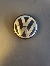 VW / Enjoliveur de moyeu jante alu / 3B7601171