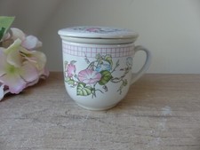 Tisanière Tasse à thé  fleurie avec filtre à thé et couvercle vintage Bohème