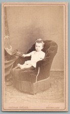 CDV Belgique, Petit garçon pose pour Ghémar photographe à Bruxelles ca 1870's