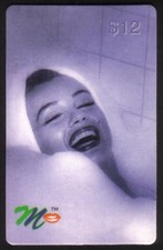 Marilyn Monroe Taking A Bulle