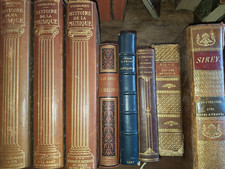LOT 8 LIVRE XIXeme : Histoire de la musique, Code Napoléon...