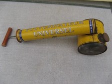Ancien Pulvérisateur