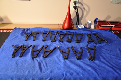 Traxxas revo 0 parts - traxxas,