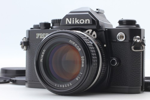 Appareil photo argentique - , noir