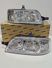 PHARE AVANT DROITE GAUCHE