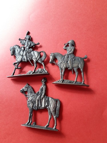 Figurines plat etain - 3,