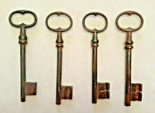 LOT 4 LARGE CASTLE DOOR KEY WROUGHT IRON 14 CM 18th century REF198