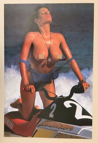 Belle dame faisant jet ski - dame, du
