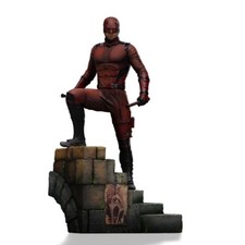 PREORDER MARCH 2026 STATUE DAREDEVIL  BORN AGAIN 1/10  23 cm IRON STUDIOS
