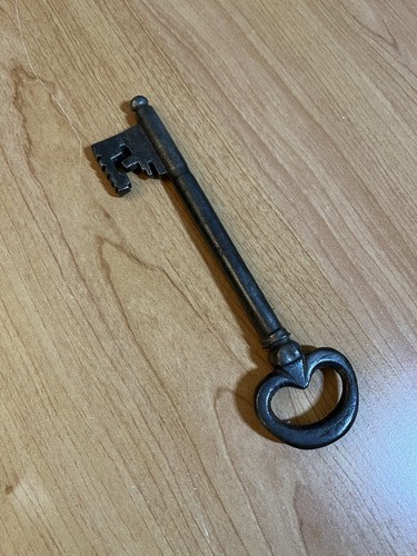 Grande clé porte ancienne - porte,