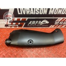 Cache sur flanc de carénage