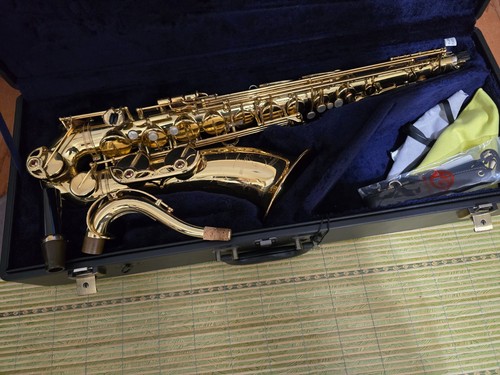 Yamaha tenor saxophone - tenor,